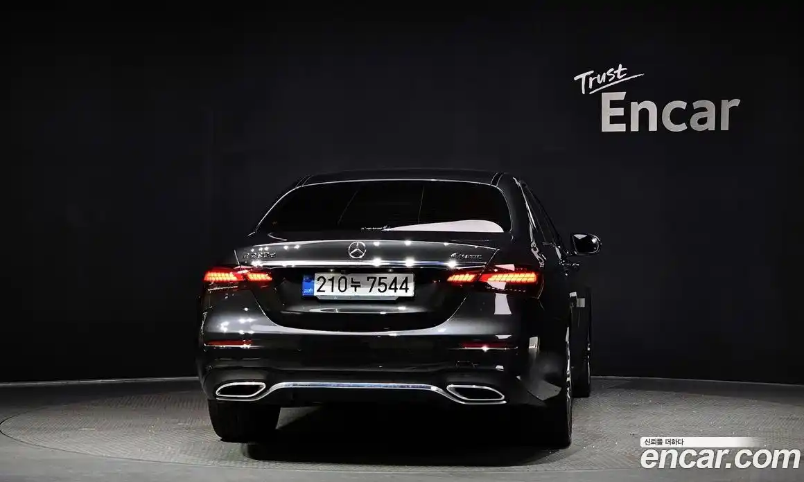 Mercedes-Benz E-Class 2021 1.9 гидро в Москве, фото 4