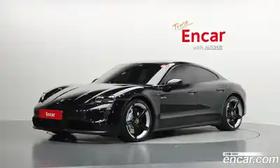 Porsche Taycan, 2021