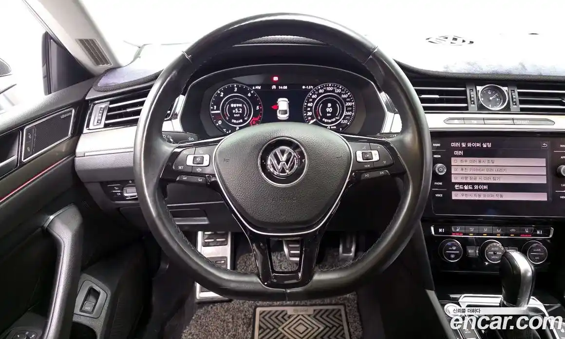 Volkswagen Arteon 2019 2.0 гидро в Москве № 232235, фото 13