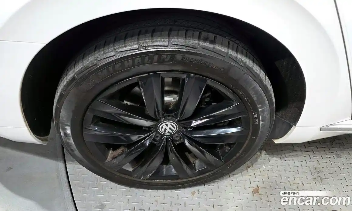 Volkswagen Arteon 2019 2.0 гидро в Москве № 232235, фото 5