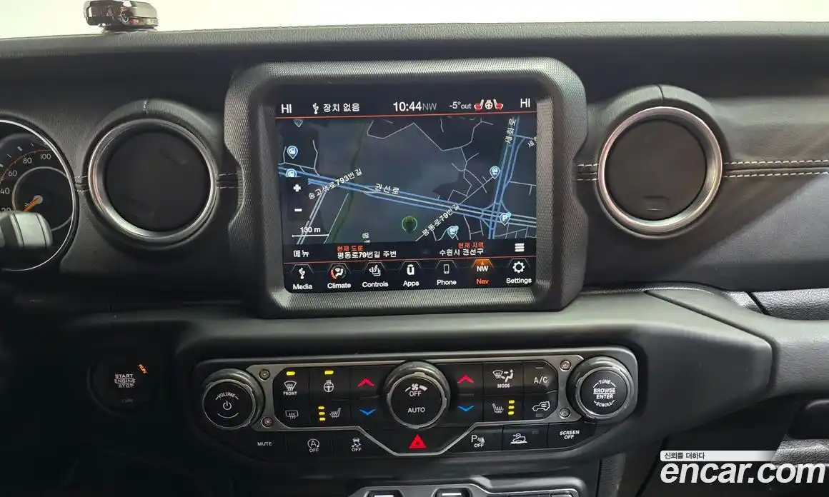 Jeep Wrangler 2021 2.0 гидро в Москве № 232399, фото 14