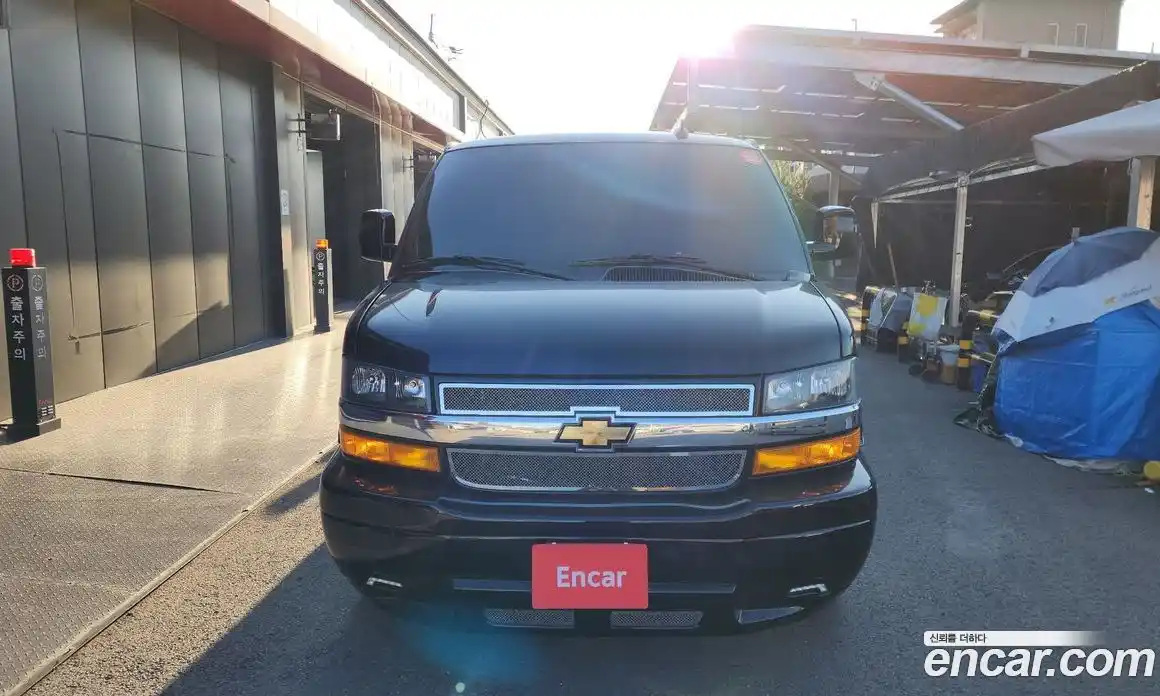 Chevrolet Express Van 2024 6.6 гидро в Москве № 234333, фото 3