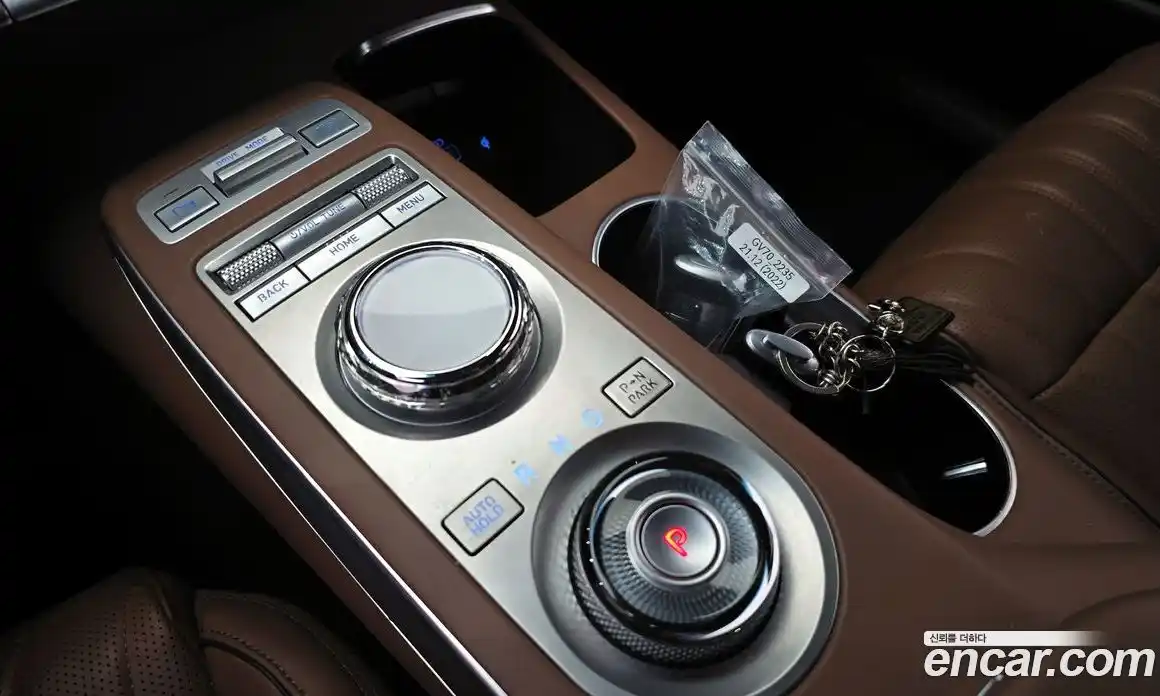 Genesis GV70 2021 2.2 гидро в Москве № 24135, фото 9