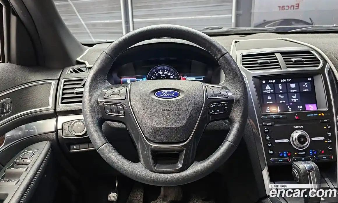 Ford Explorer 2019 2.3 гидро в Москве № 273427, фото 13