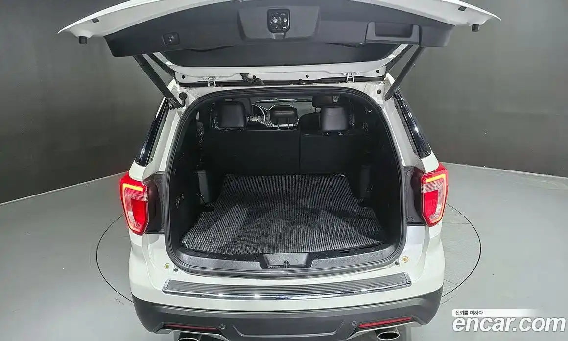 Ford Explorer 2019 2.3 гидро в Москве № 273427, фото 20