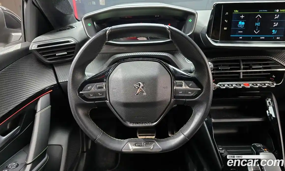 Peugeot 208 2022 0.1 гидро в Москве № 305225, фото 13