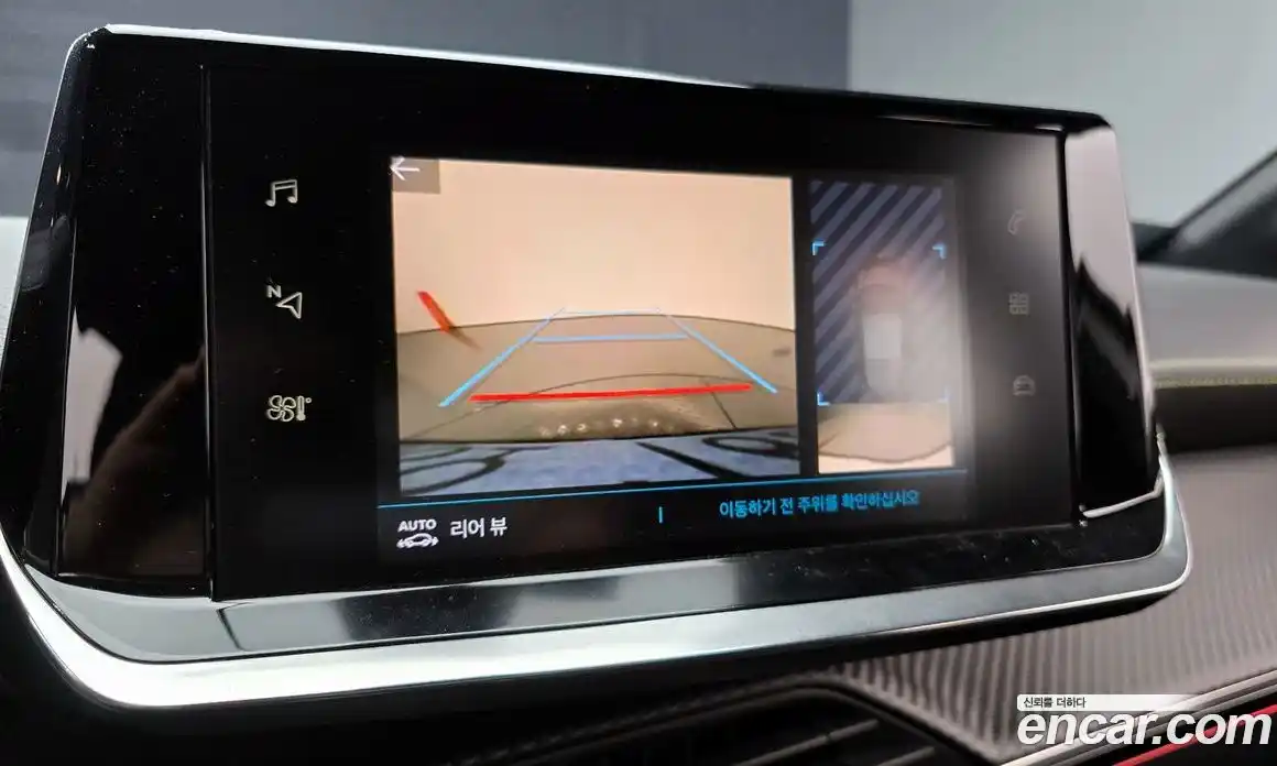 Peugeot 208 2022 0.1 гидро в Москве № 305225, фото 15