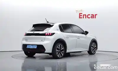 Peugeot 208 2022 0.1 гидро в Москве № 305225, миниатюра 2