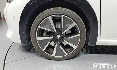 Peugeot 208 2022 0.1 гидро в Москве № 305225, миниатюра 5