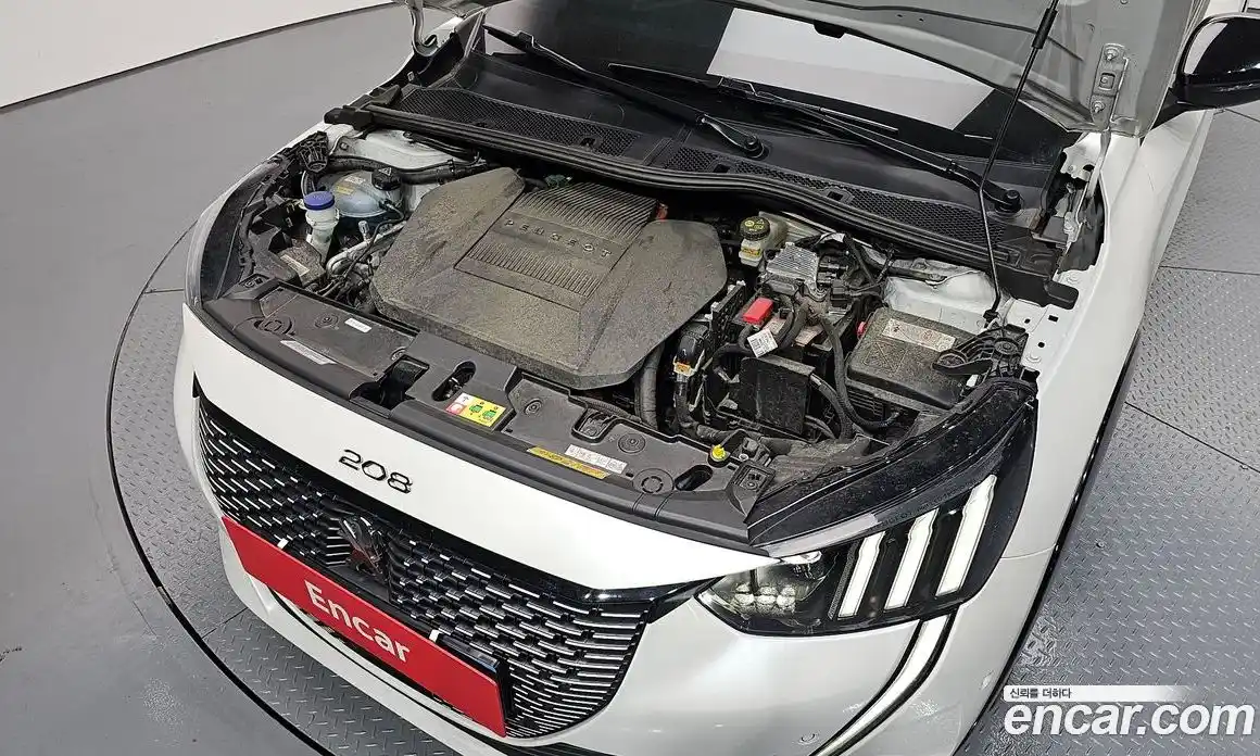 Peugeot 208 2022 0.1 гидро в Москве № 305225, фото 6