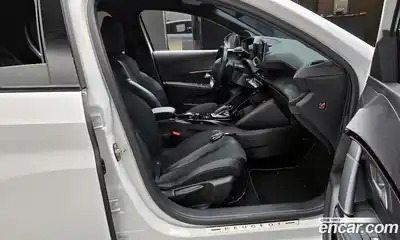 Peugeot 208 2022 0.1 гидро в Москве № 305225, миниатюра 10