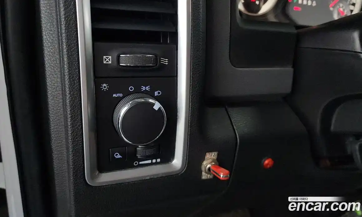 Dodge Ram Pick Up 2015 3.6 гидро в Москве № 353799, фото 9