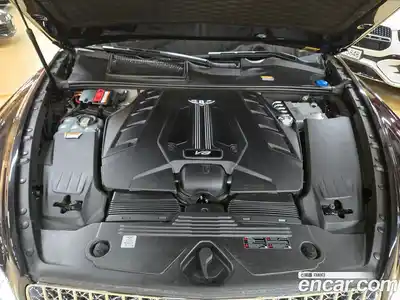 Bentley Bentayga 2021 4.0 гидро в Москве № 366544, миниатюра 3