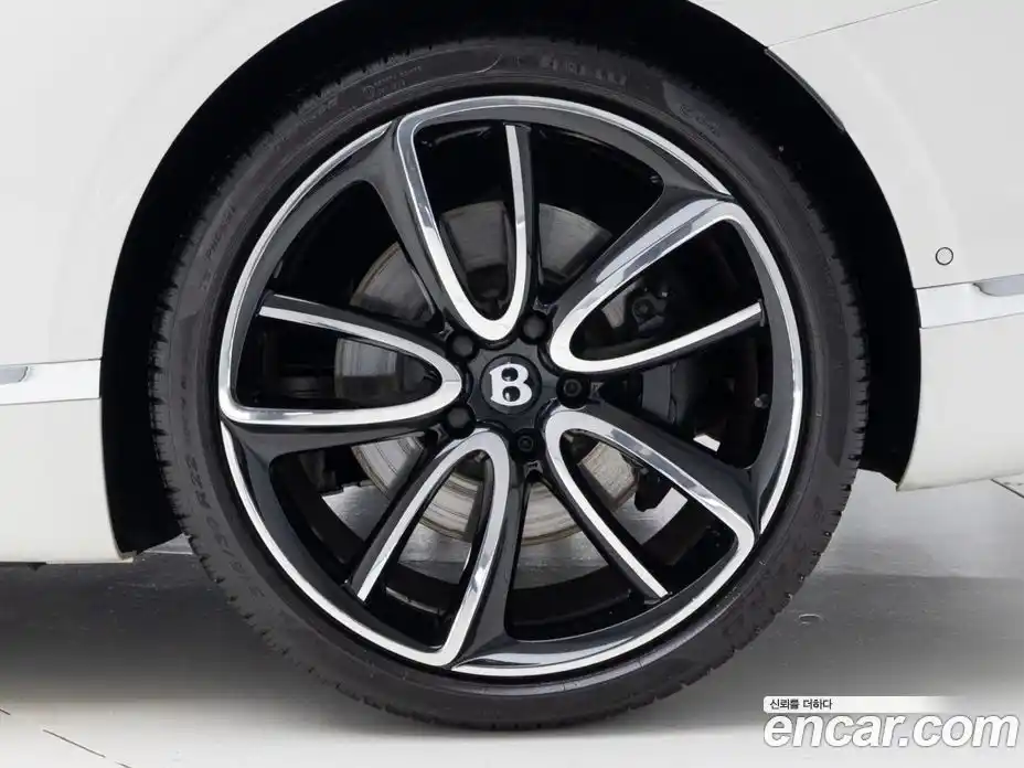 Bentley Continental 2023 4.0 гидро в Москве № 653265, фото 5