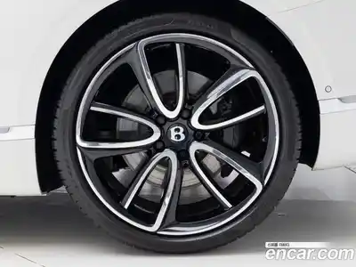 Bentley Continental 2023 4.0 гидро в Москве № 653265, миниатюра 5