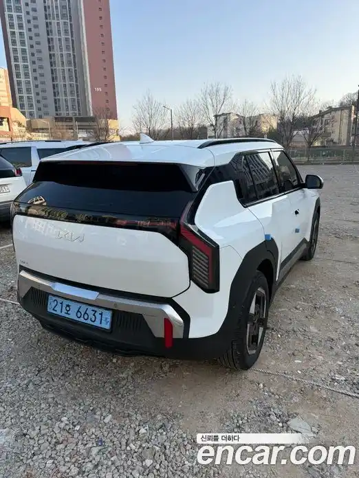 Kia EV3 2026 гидро в Москве, фото 3