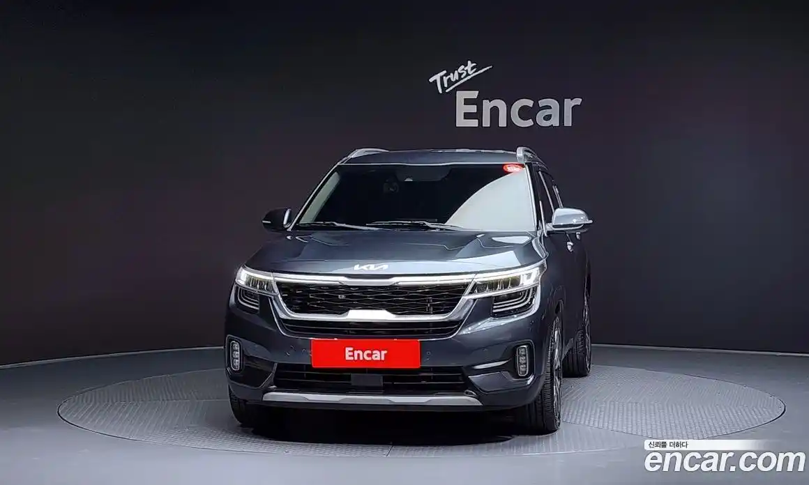 Kia Seltos 2022 1.6 гидро в Москве № 128828, фото 3