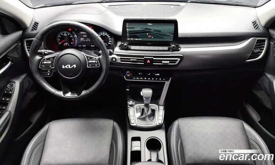 Kia Seltos 2022 1.6 гидро в Москве № 128828, фото 7