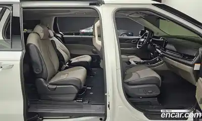 Kia Canival 2025 1.6 Автомат в Москве № 1318376, миниатюра 11