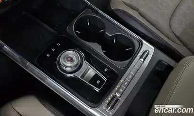 Kia Canival 2025 1.6 Автомат в Москве № 1318376, миниатюра 9