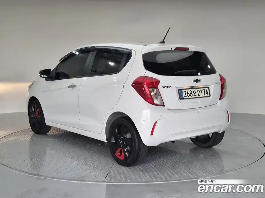 Chevrolet Spark 2021 1.0 гидро в Москве № 1320908, фото 12