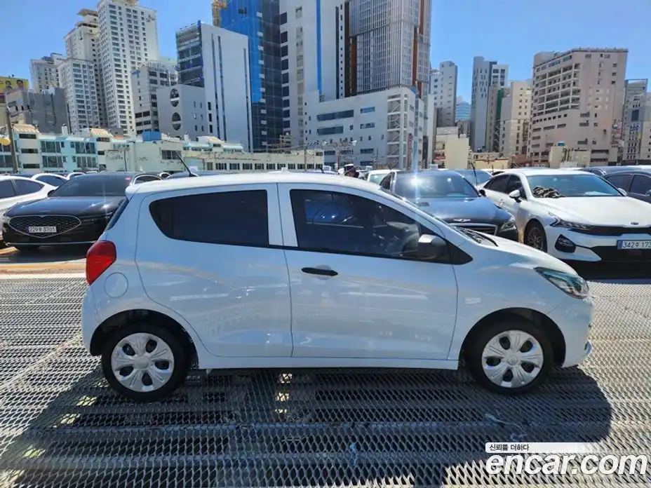 Chevrolet Spark 2020 1.0 гидро в Москве № 1320966, фото 7