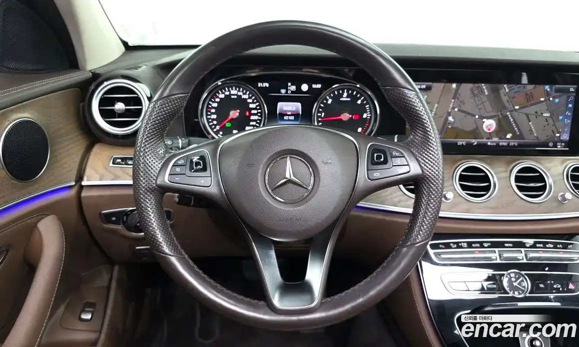 Mercedes-Benz E-Class 2018 1.9 гидро в Москве № 1322159, фото 12
