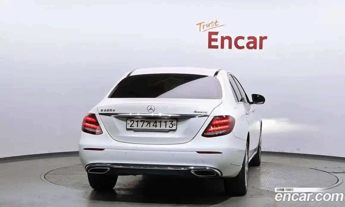 Mercedes-Benz E-Class 2018 1.9 гидро в Москве № 1322159, фото 4