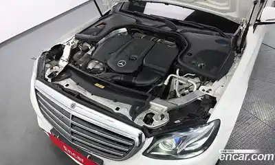 Mercedes-Benz E-Class 2018 1.9 гидро в Москве № 1322159, миниатюра 6