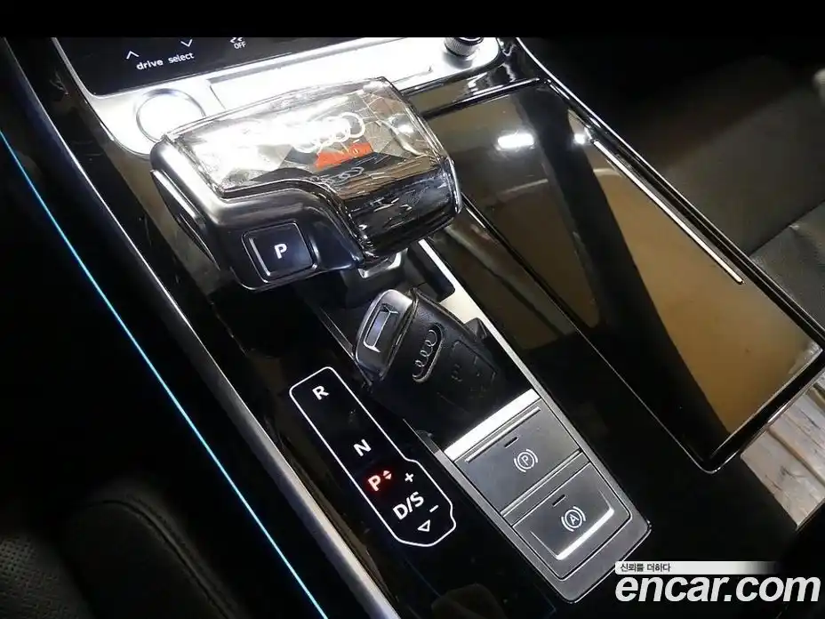 Audi A8 2020 3.0 гидро в Москве № 1322668, фото 9