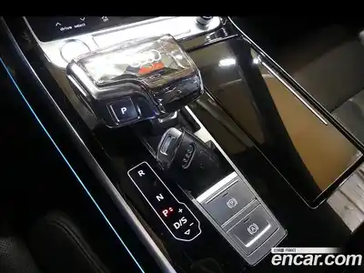 Audi A8 2020 3.0 гидро в Москве № 1322668, миниатюра 9
