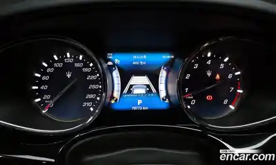 Maserati Quattroporte 2017 3.0 гидро в Москве № 1324243, миниатюра 8