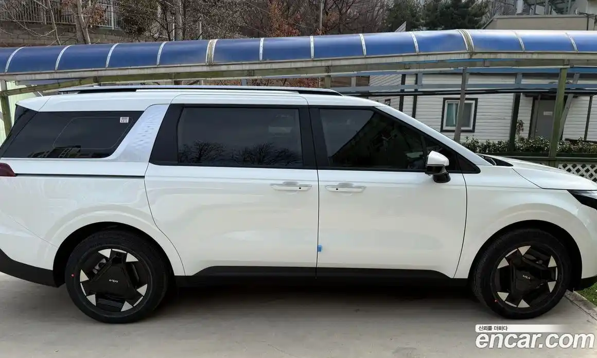 Kia Canival 2026 1.6 Автомат в Москве № 1342408, фото 5