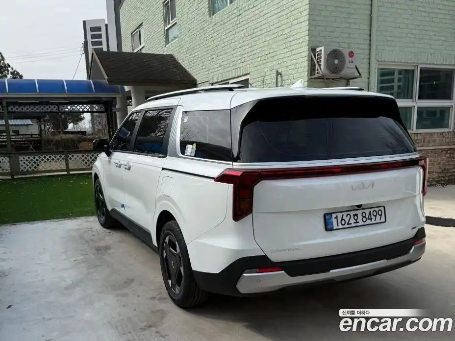 Kia Canival 2026 1.6 Автомат в Москве № 1342408, фото 7
