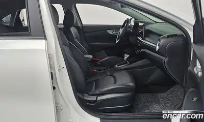 Kia K3 2022 1.6 Автомат в Москве № 1342627, миниатюра 12