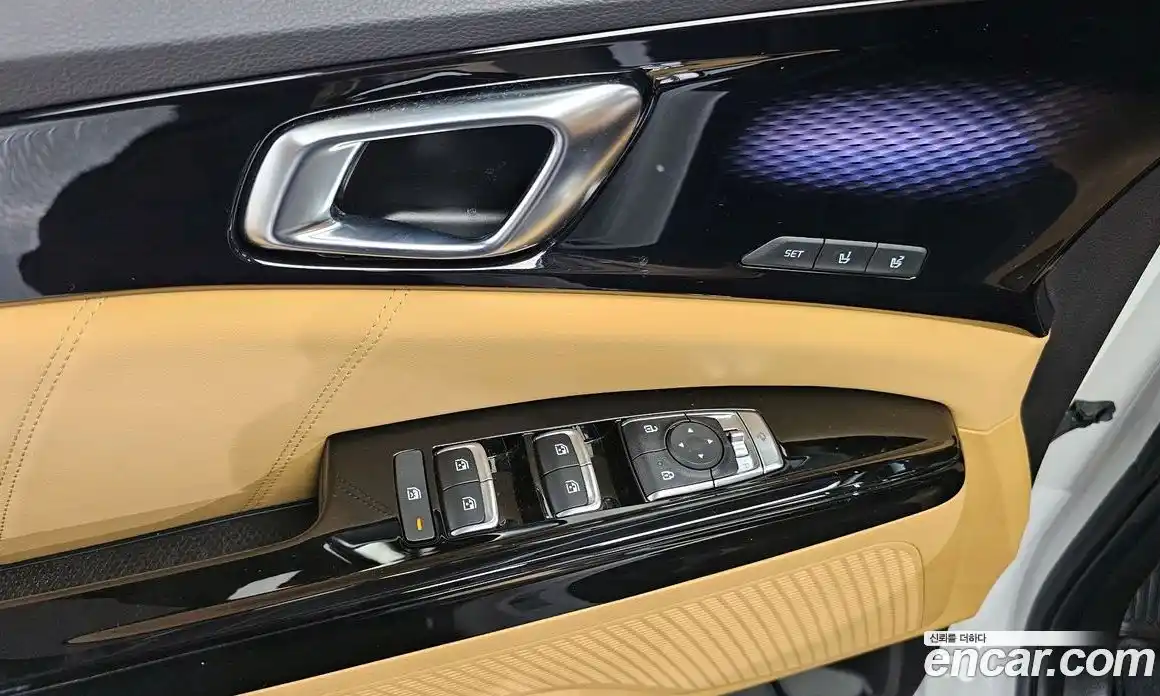 Kia Canival 2023 2.2 Автомат в Москве № 1342736, фото 14