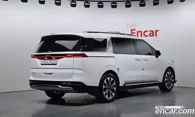 Kia Canival 2023 2.2 Автомат в Москве № 1342736, миниатюра 2