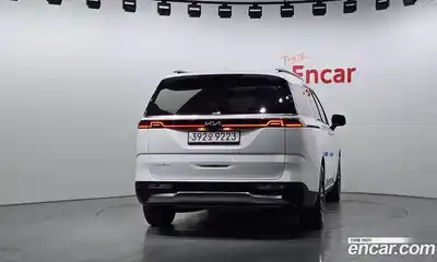 Kia Canival 2023 2.2 Автомат в Москве № 1342736, миниатюра 4