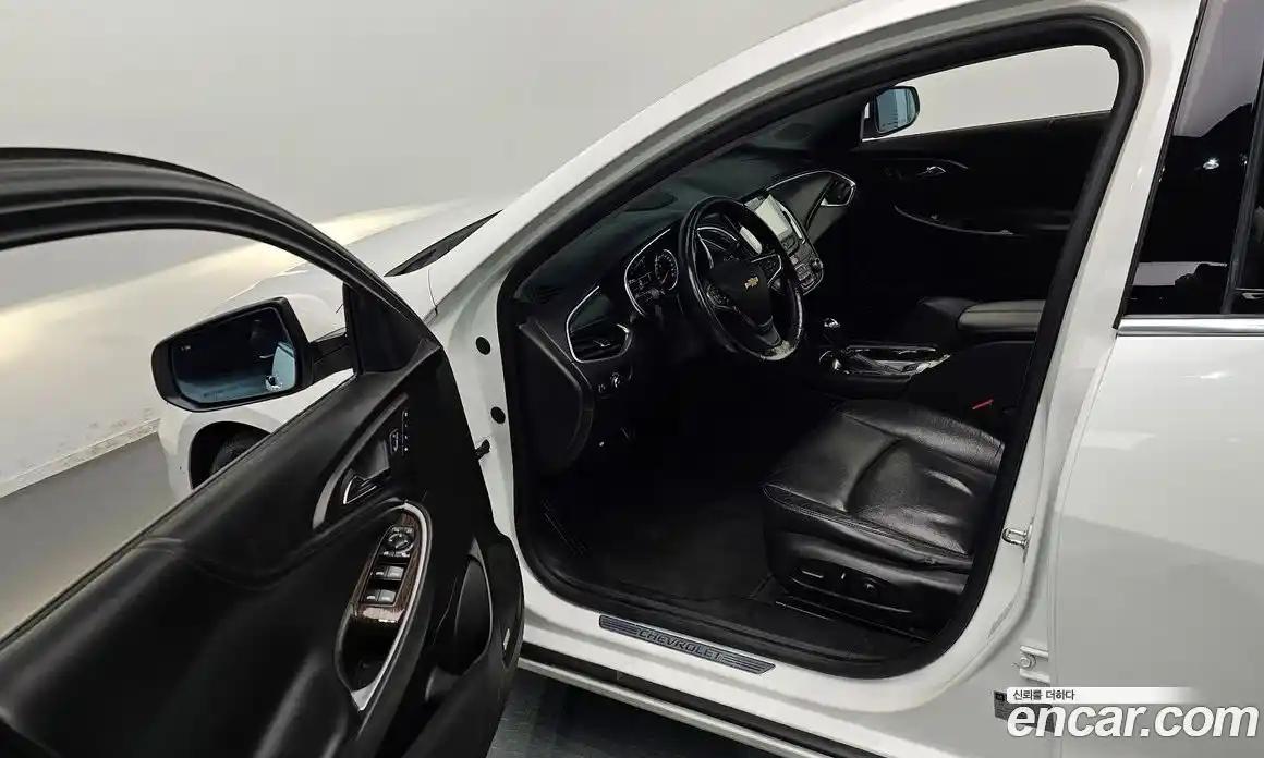 Chevrolet Malibu 2016 2.0 Автомат в Москве № 1345056, фото 10