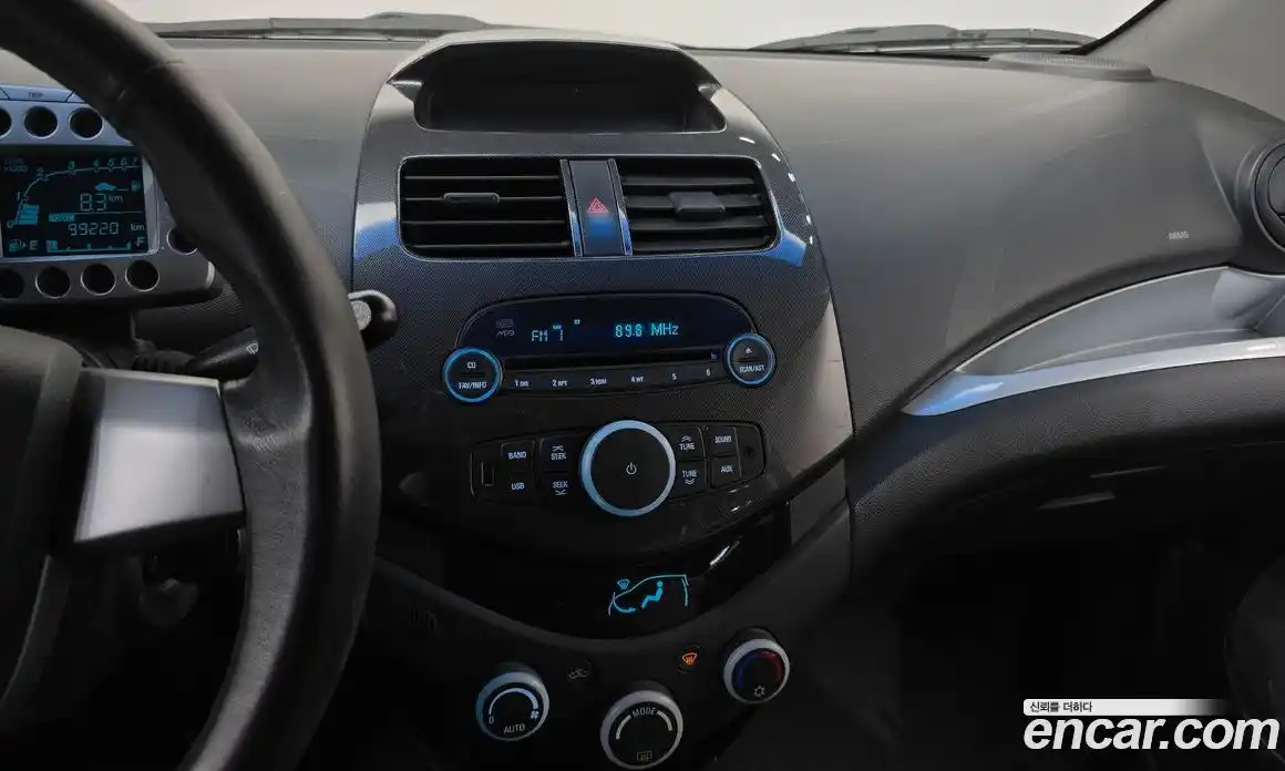 Chevrolet Matiz 2011 1.0 Автомат в Москве № 1345336, фото 16