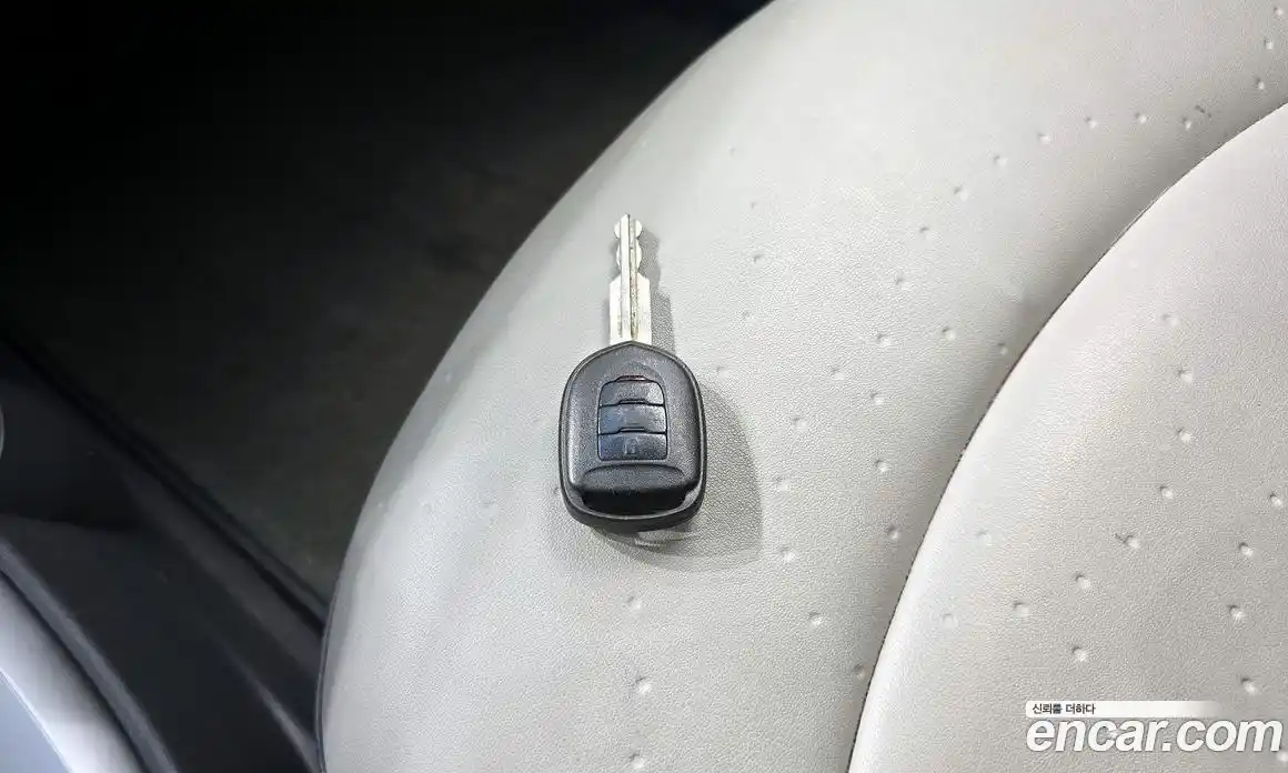 Chevrolet Matiz 2011 1.0 Автомат в Москве № 1345336, фото 17