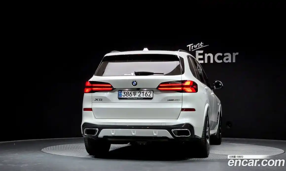 BMW X5 2024 3.0 гидро в Москве № 1347325, фото 4