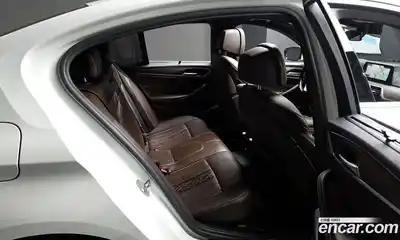BMW 5-Series 2017 2.0 гидро в Москве № 1347509, миниатюра 12