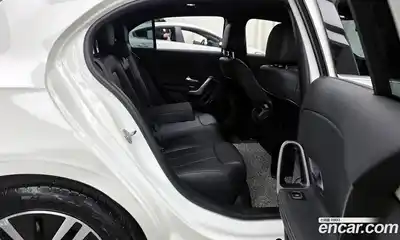 Mercedes-Benz A-Class 2023 2.0 гидро в Москве № 1347726, миниатюра 12