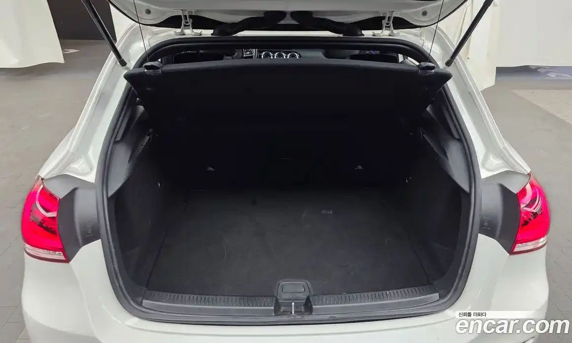 Mercedes-Benz A-Class 2023 2.0 гидро в Москве № 1347726, фото 20