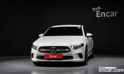 Mercedes-Benz A-Class 2023 2.0 гидро в Москве № 1347726, миниатюра 3