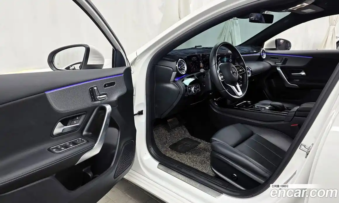 Mercedes-Benz A-Class 2023 2.0 гидро в Москве № 1347726, фото 10