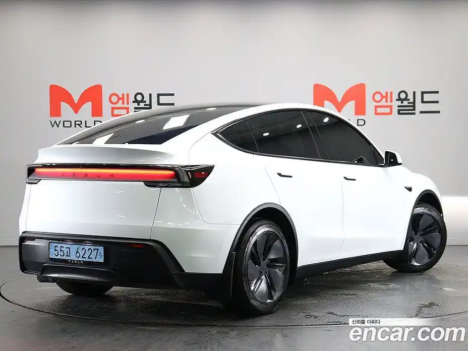 Tesla Model Y 2025 гидро в Москве № 1349958, фото 3
