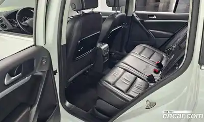 Volkswagen Tiguan 2016 2.0 гидро в Москве № 1350328, миниатюра 12