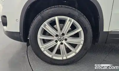 Volkswagen Tiguan 2016 2.0 гидро в Москве № 1350328, миниатюра 5